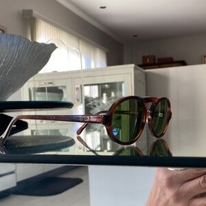 Ray-Ban Tortoise Sunglasses with Green Lenses gatsby style 3
